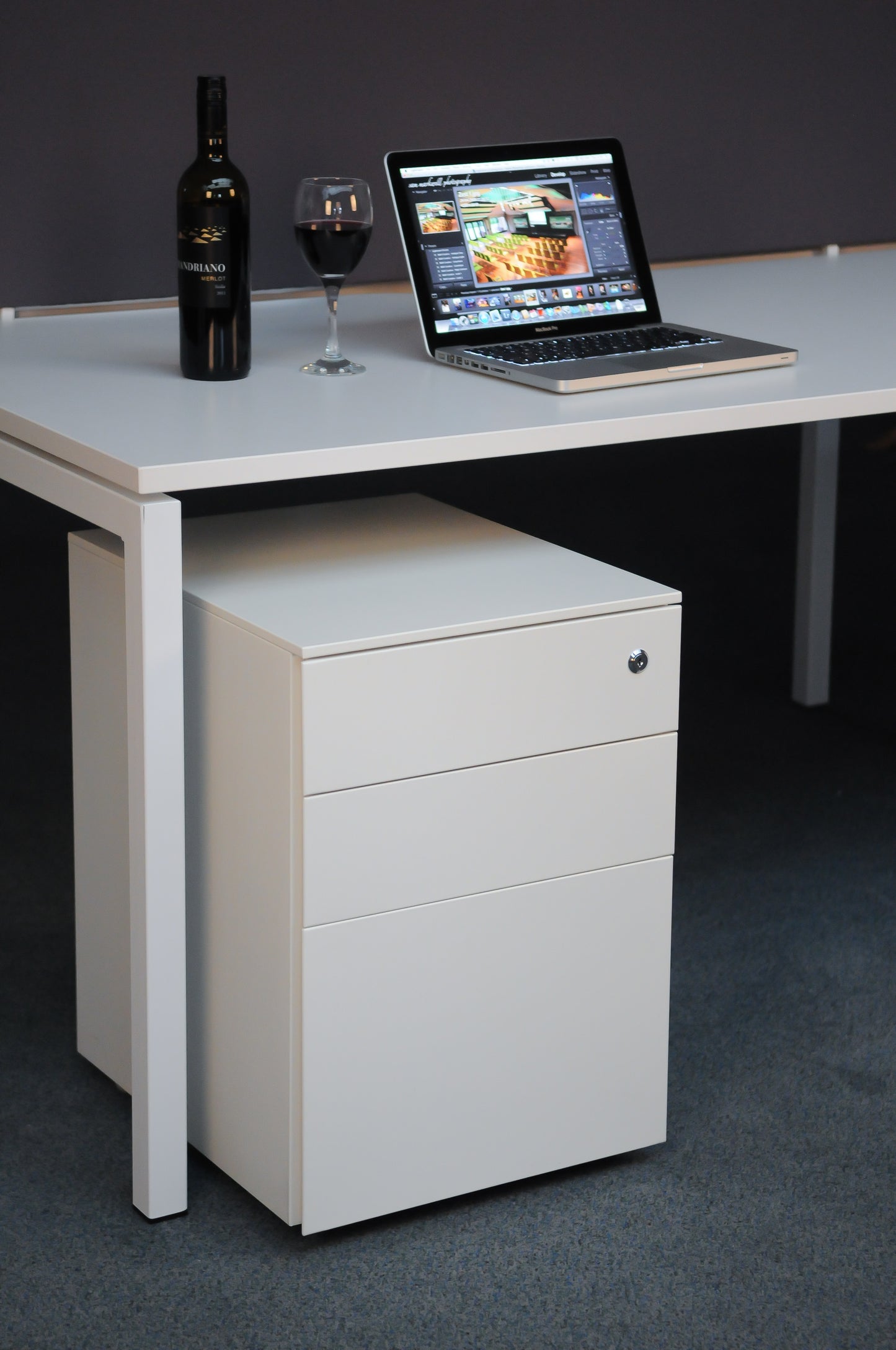 Formetiq Cube Mobile Steel Pedestal